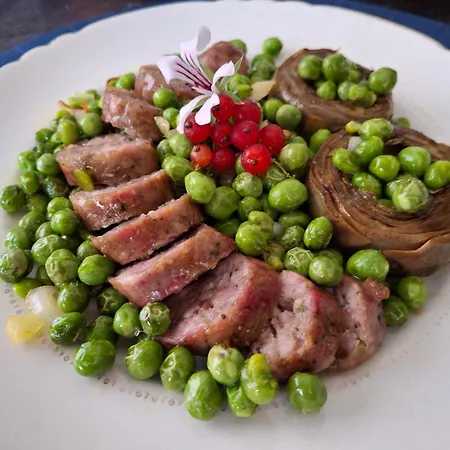 Grande Double Bed & Breakfast *